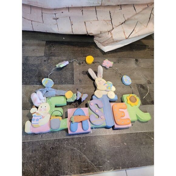Wooden Easter Bunny carrot butterfly spring sign decor - Picture 1 of 5